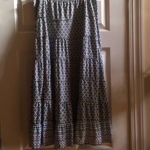 Cute Sophia Max navy black and white skirt